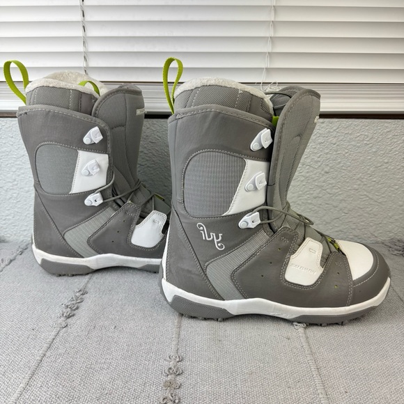 Salomon Ivy Snowboarding Snowboard Boots Gray Green Women Size 8 - Picture 5 of 8